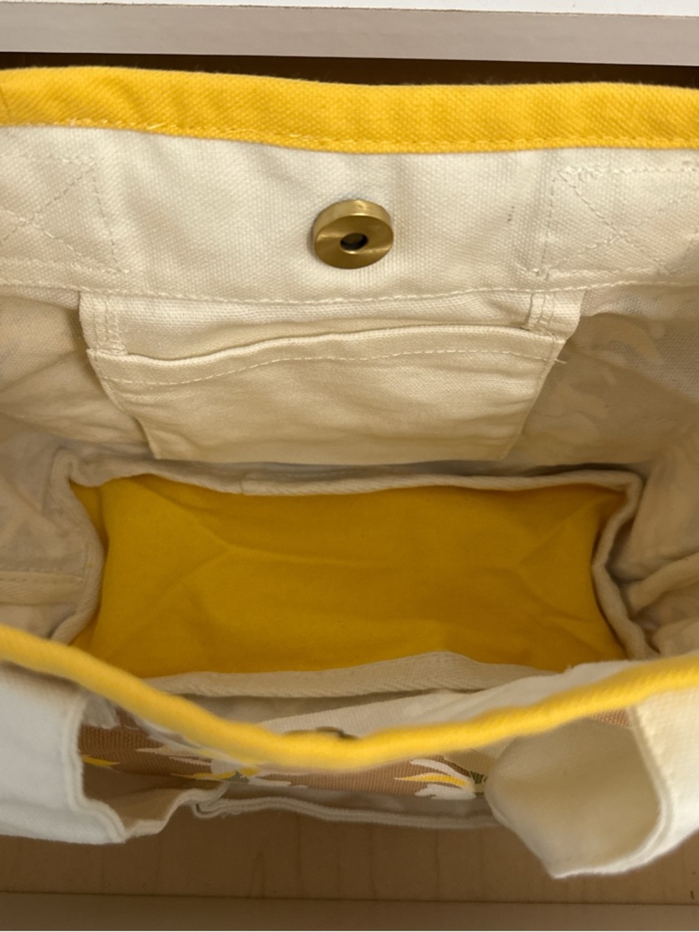 Whole Foods Hawaii mini Tote Bag - Yellow & Tan Floral - Picture 2 of 3